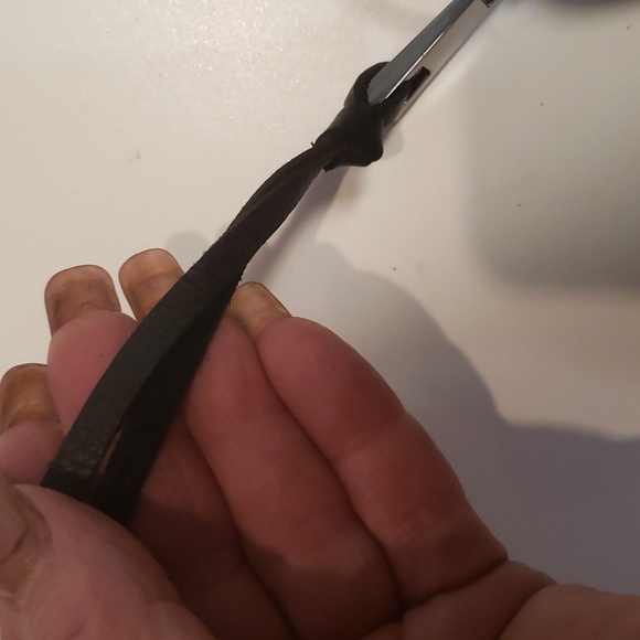 VINCE CAMUTO WRISTLET NWT - Picture 6 of 7